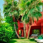 Hotel Gardens & Thai Spa, A Royal Hideaway