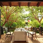 Hotel Gardens & Thai Spa, A Royal Hideaway 5*