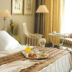 Hotel Gardens & Thai Spa, A Royal Hideaway 5*