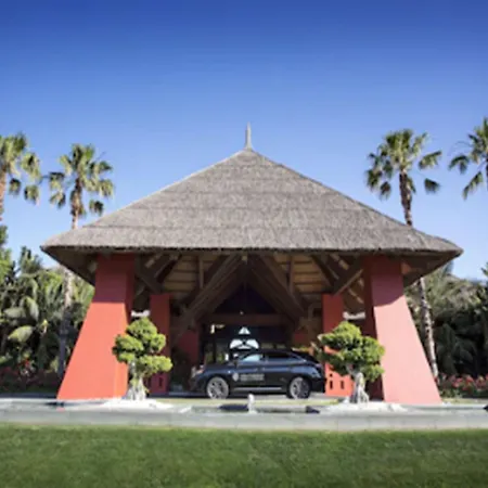 Hotel Gardens & Thai Spa, A Royal Hideaway 5*