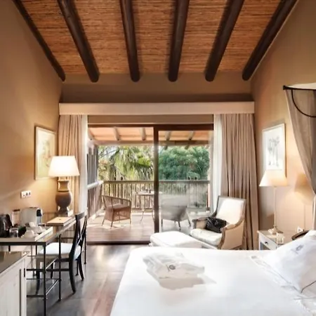 Gardens & Thai Spa, A Royal Hideaway 피네스트라트