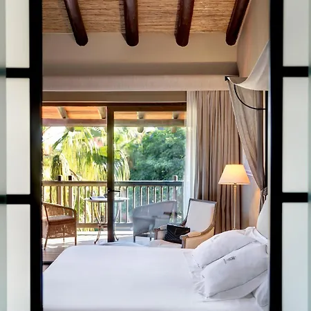 Gardens & Thai Spa, A Royal Hideaway 호텔 5*