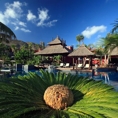 Gardens & Thai Spa, A Royal Hideaway 호텔 5*