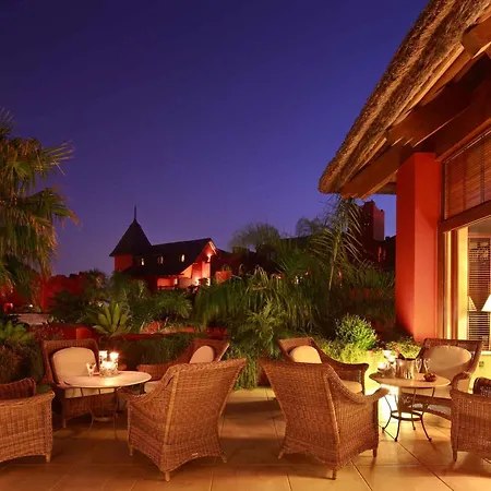Gardens & Thai Spa, A Royal Hideaway 피네스트라트