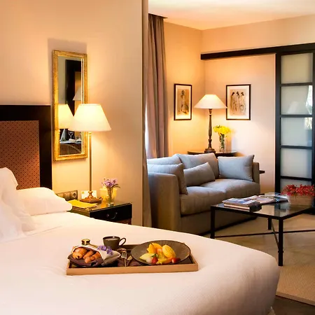 Hotel Gardens & Thai Spa, A Royal Hideaway 5*