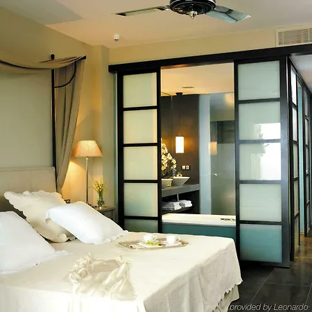 Hotel Gardens & Thai Spa, A Royal Hideaway 5*