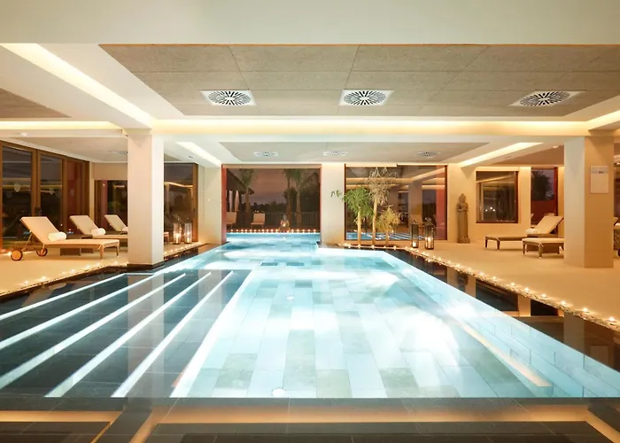 Hotel Gardens & Thai Spa, A Royal Hideaway