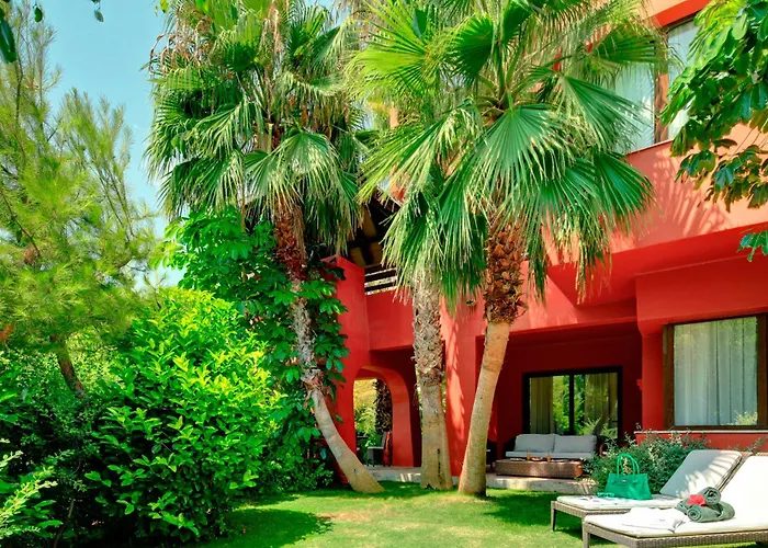 Hotel Gardens & Thai Spa, A Royal Hideaway