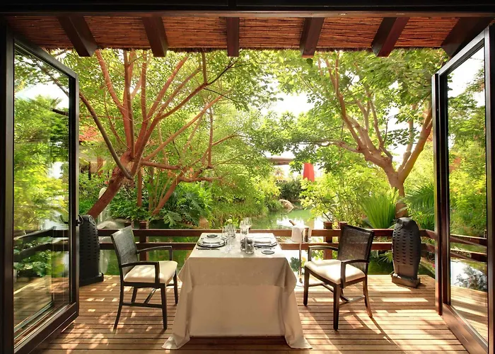 Hotel Gardens & Thai Spa, A Royal Hideaway 5*